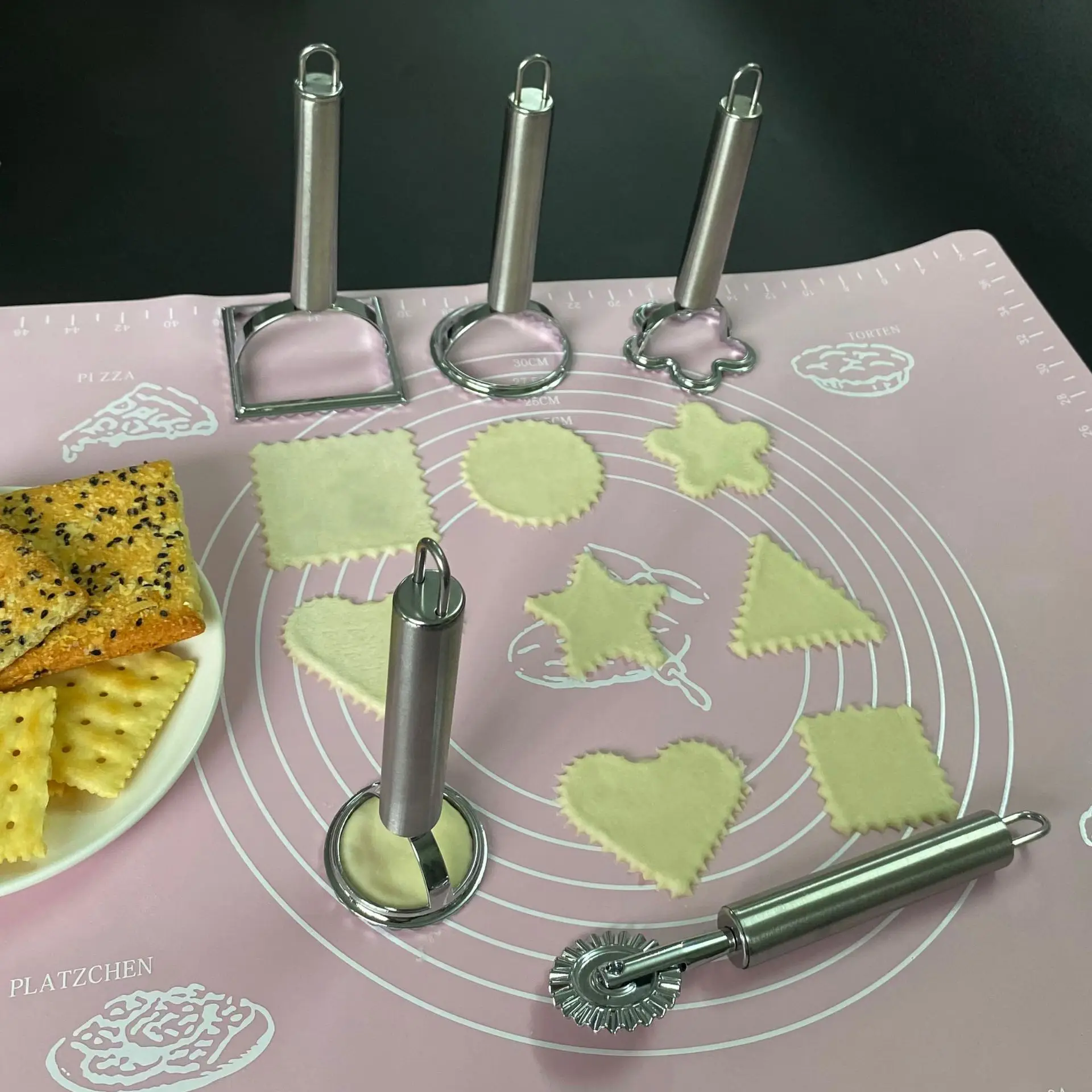 Kwadratowy Okrągły Stempel do  – Baking Kitchen At Home recenzja i cena